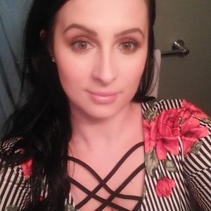 Meet your Posher, Mirela